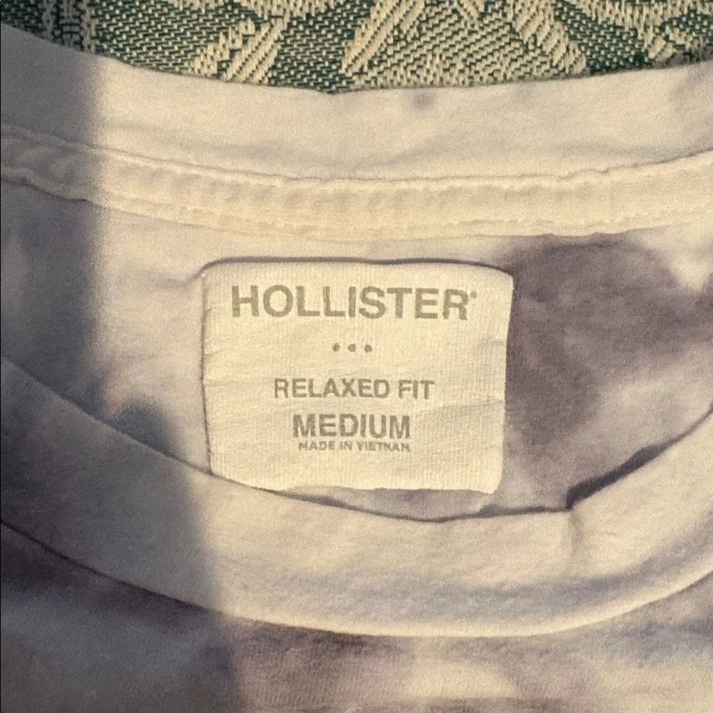 *Lot of 3* Men's Hollister T-Shirts - Picture 5 of 7